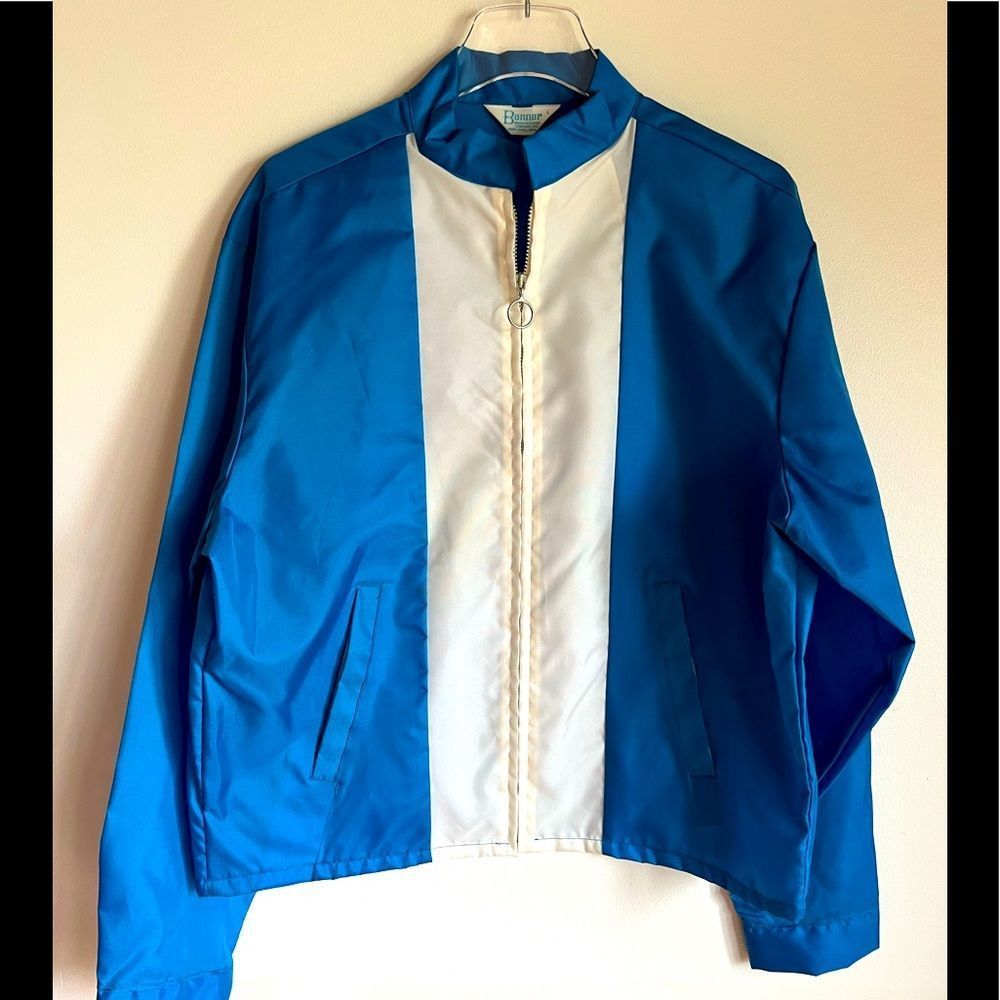 💙🤍VINTAGE 60s lightweight zipped blue & white Jacket 💙🤍